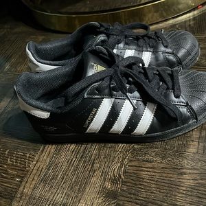Women’s adidas superstar